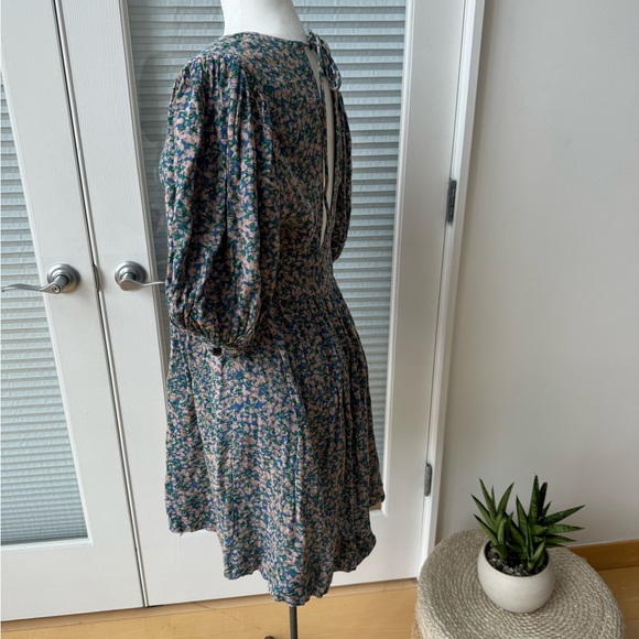 Mirth - Picture 6 of 9